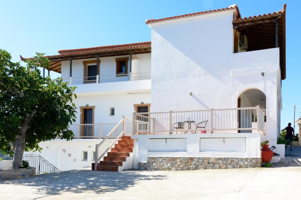 Tsoukalaria Studios Skopelos Town Exterior foto