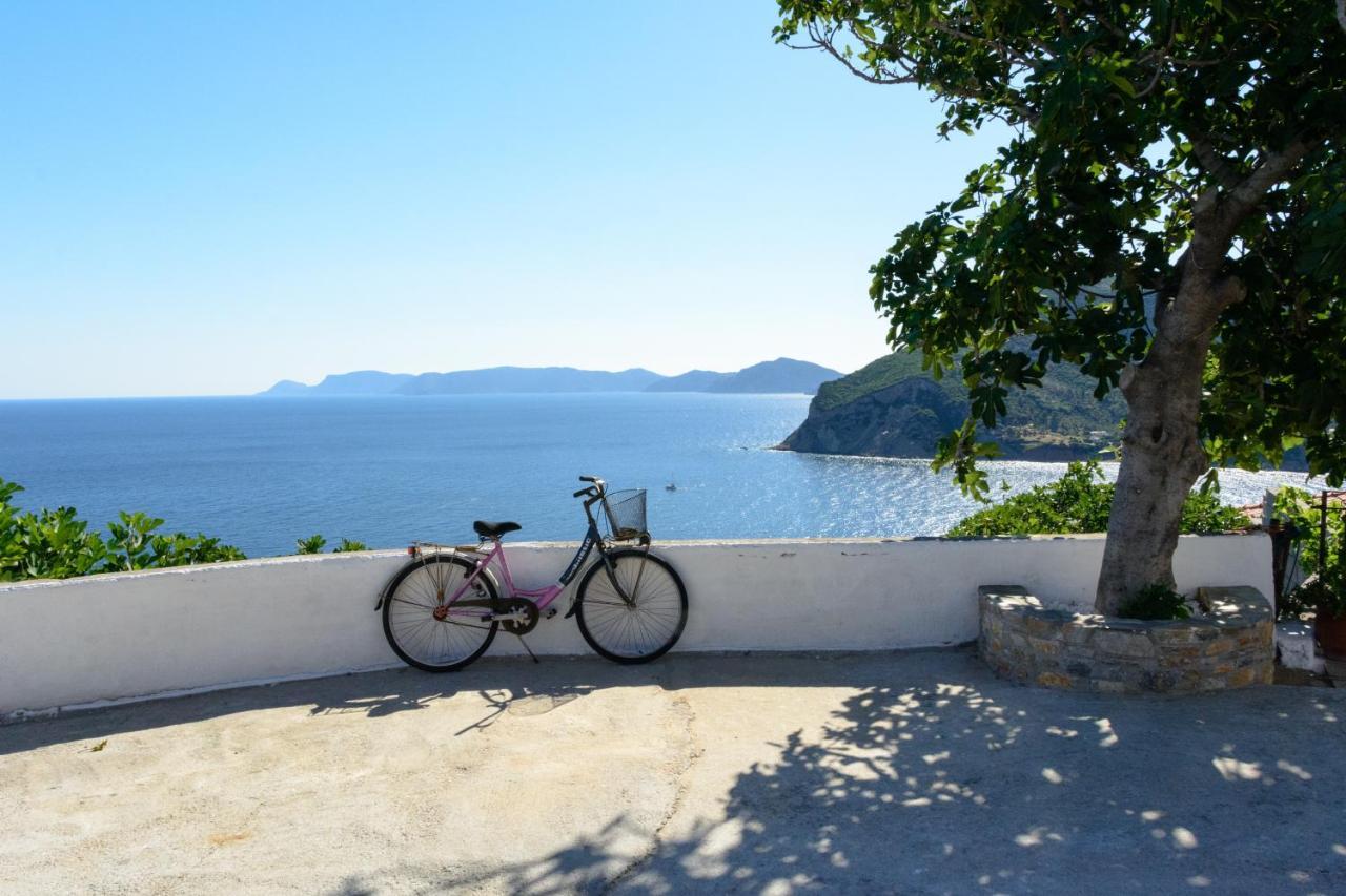 Tsoukalaria Studios Skopelos Town Exterior foto