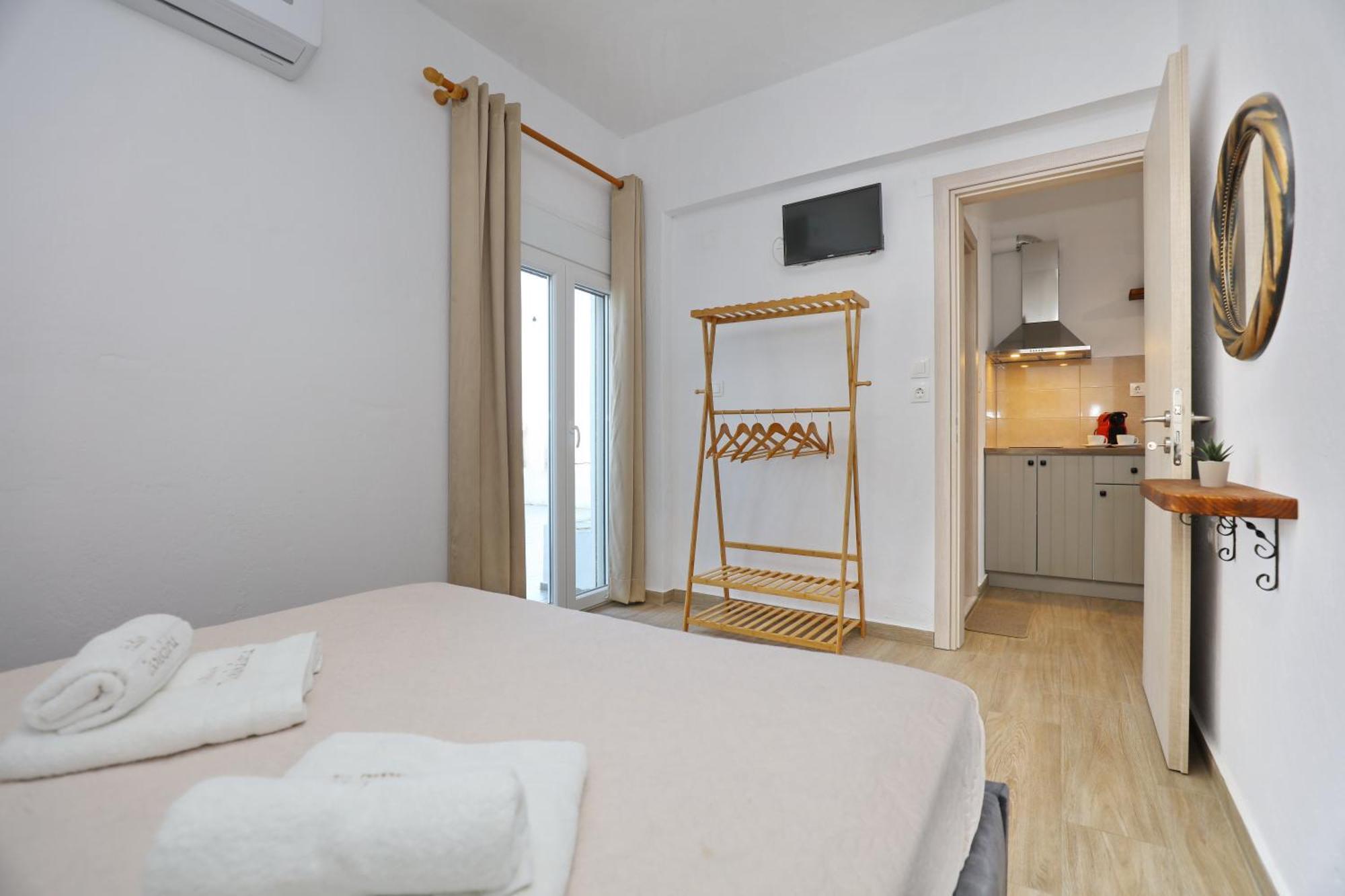 Tsoukalaria Studios Skopelos Town Exterior foto