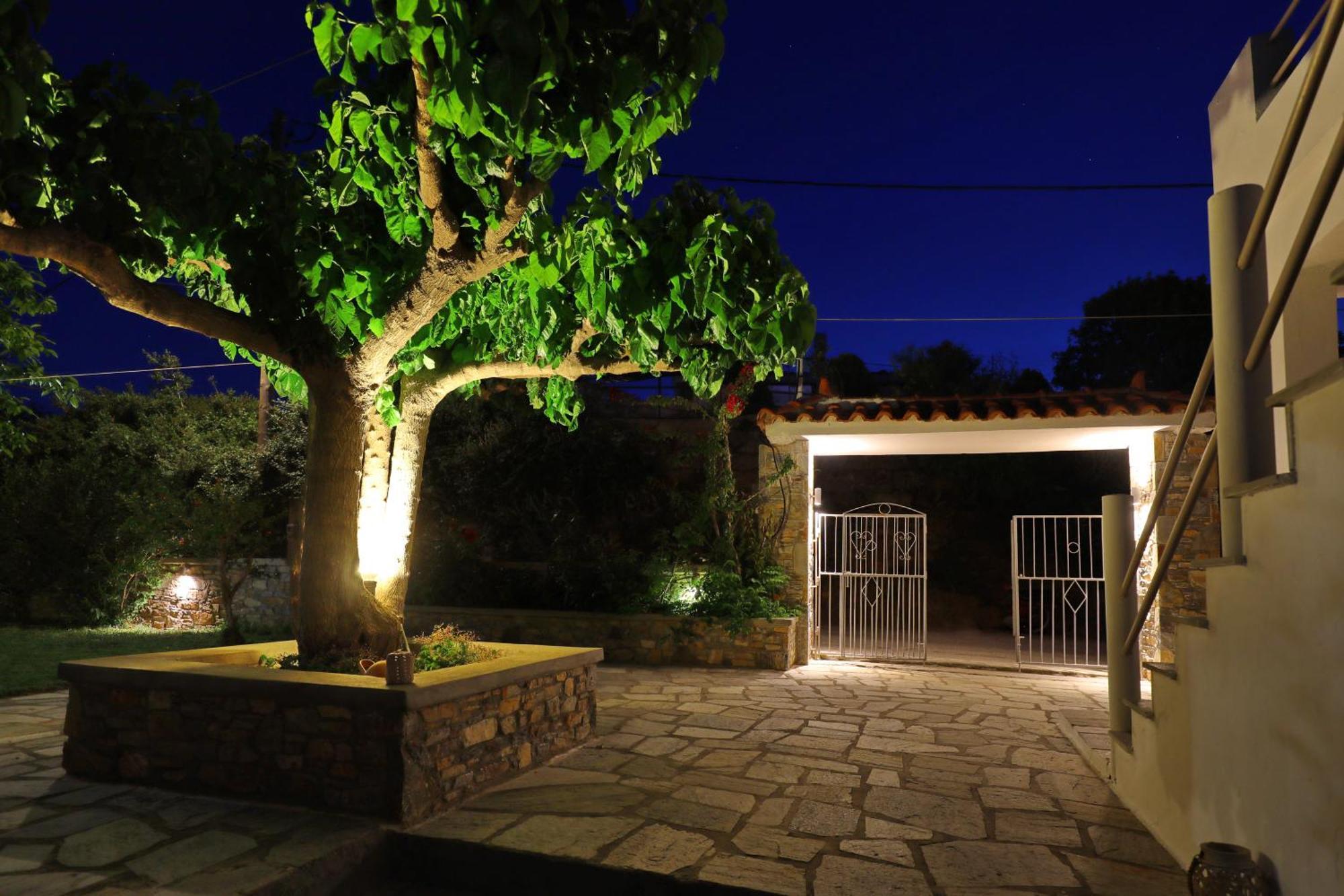 Tsoukalaria Studios Skopelos Town Exterior foto