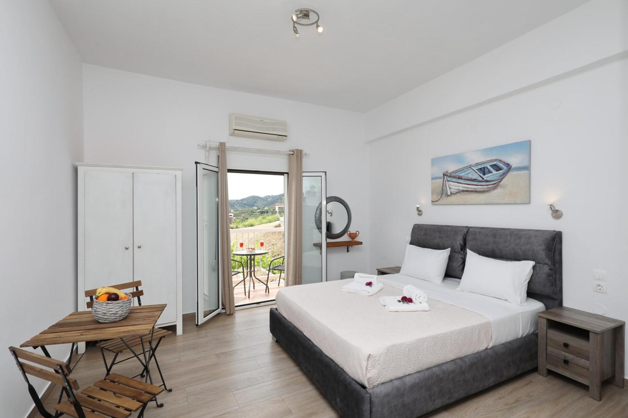 Tsoukalaria Studios Skopelos Town Exterior foto